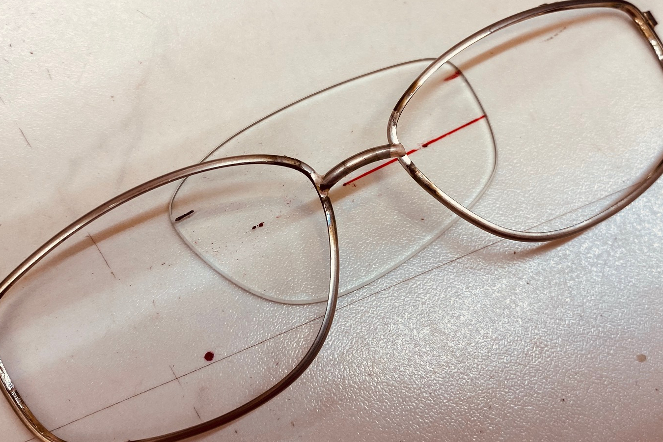 Zubehör zur Brillenpflege von Pühringer Optik, Salzburg Zubehör zur Brillenpflege von Pühringer Optik, Salzburg